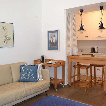 Vouliagmeni Seaside Flat Appartement Athene Buitenkant foto